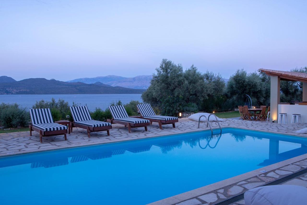 Villa Artemis Nikiana Bagian luar foto