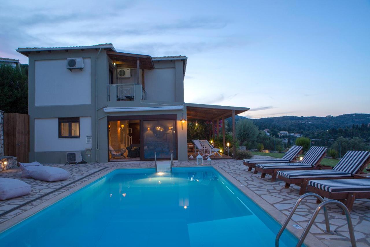 Villa Artemis Nikiana Bagian luar foto