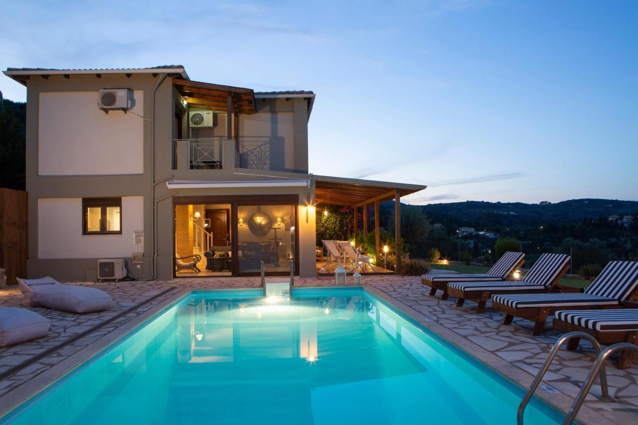 Villa Artemis Nikiana Bagian luar foto