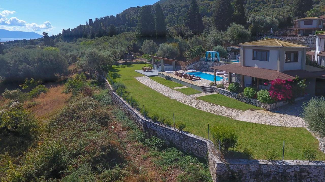Villa Artemis Nikiana Bagian luar foto
