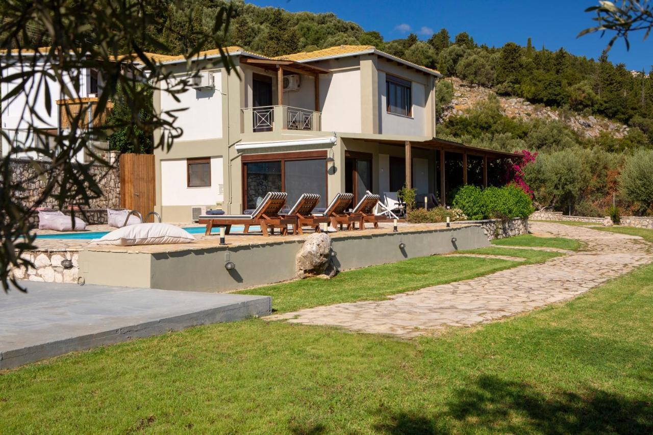 Villa Artemis Nikiana Bagian luar foto