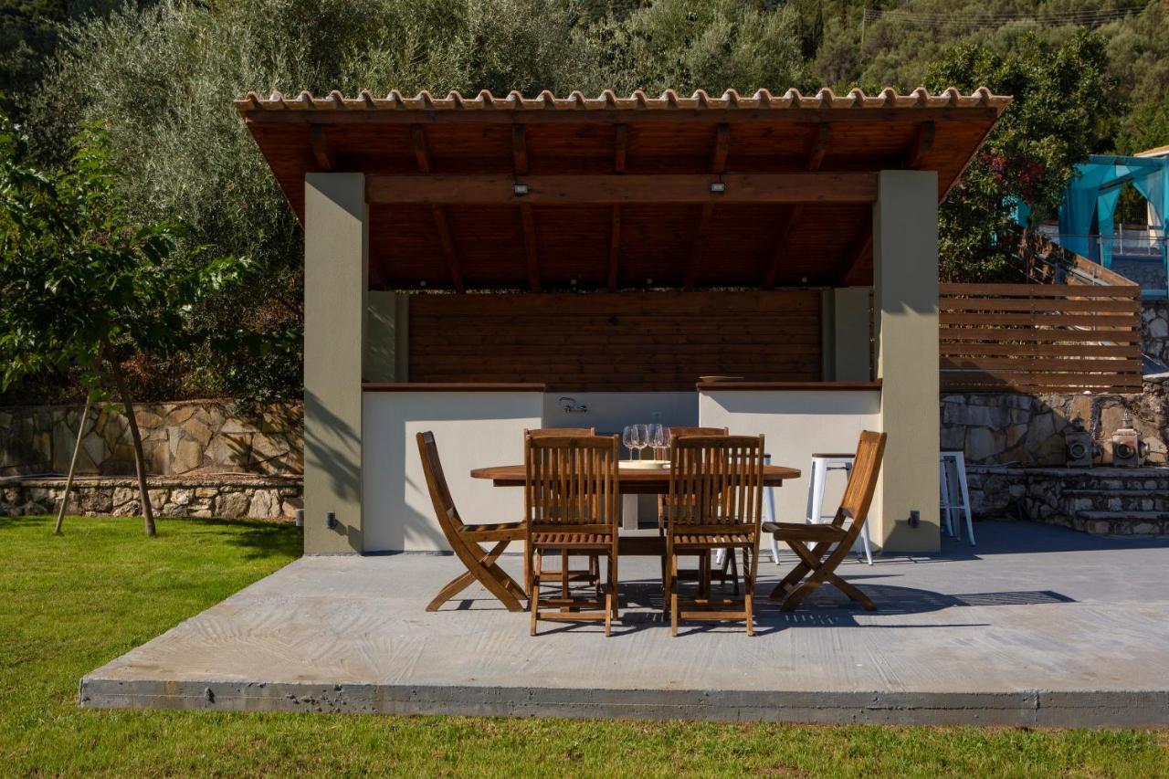 Villa Artemis Nikiana Bagian luar foto